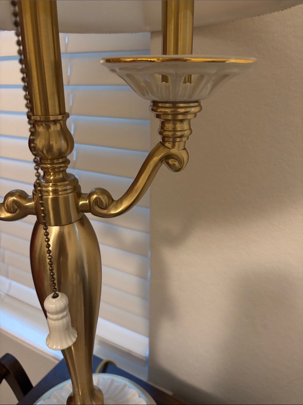 Lenox Table Lamp with Cream Shade and vase to match - Picture 4 of 7
